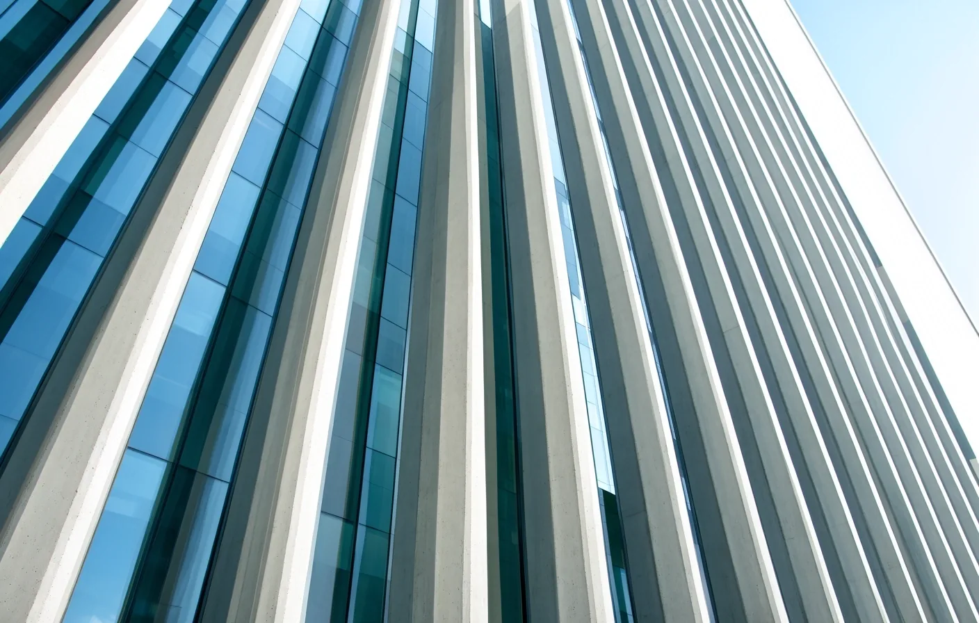 Architektonický detail reprezentující strukturu a řád