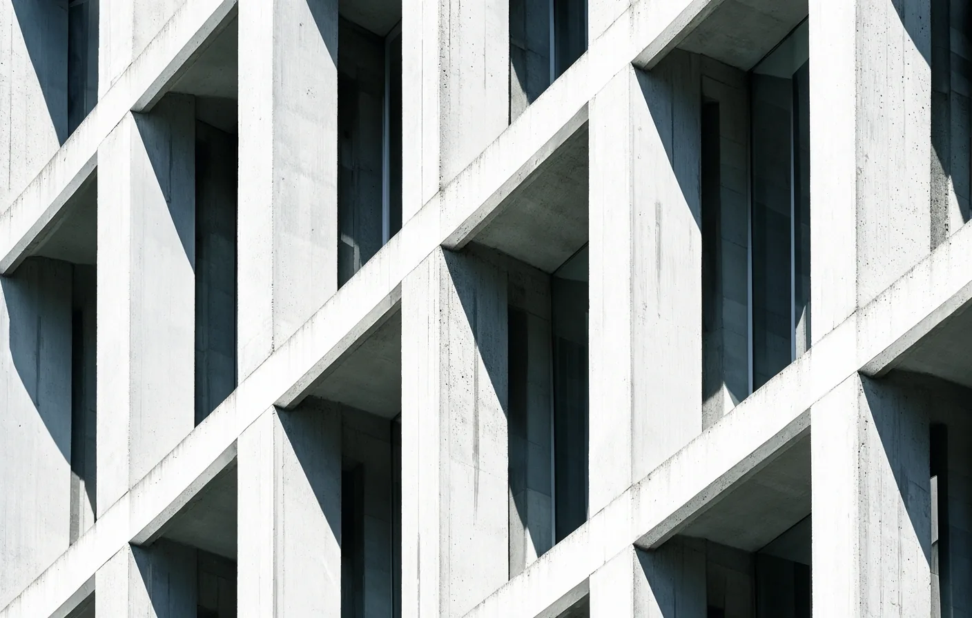 Architektonický detail reprezentující strukturu a řád